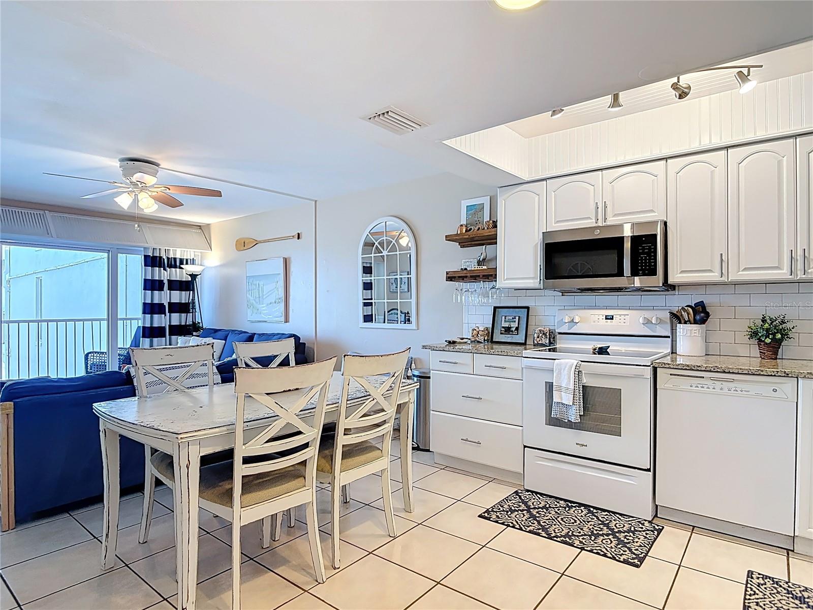 4849 SAXON DRIVE A204