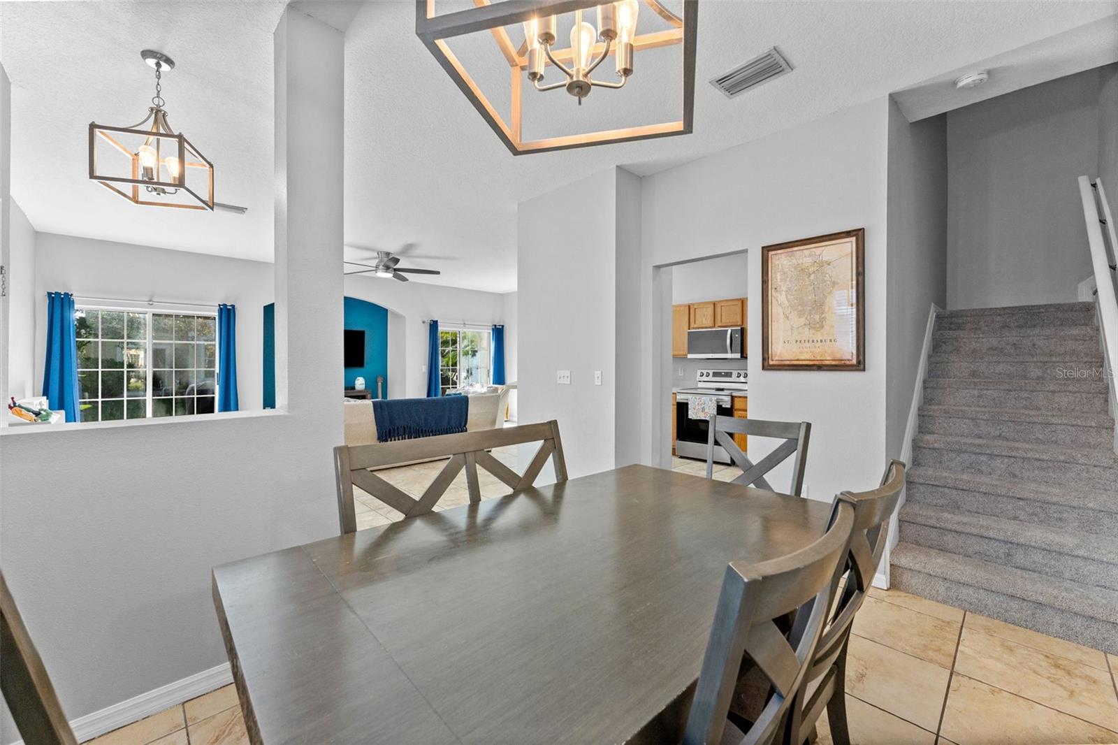 BAY BREEZE COVE - Residential