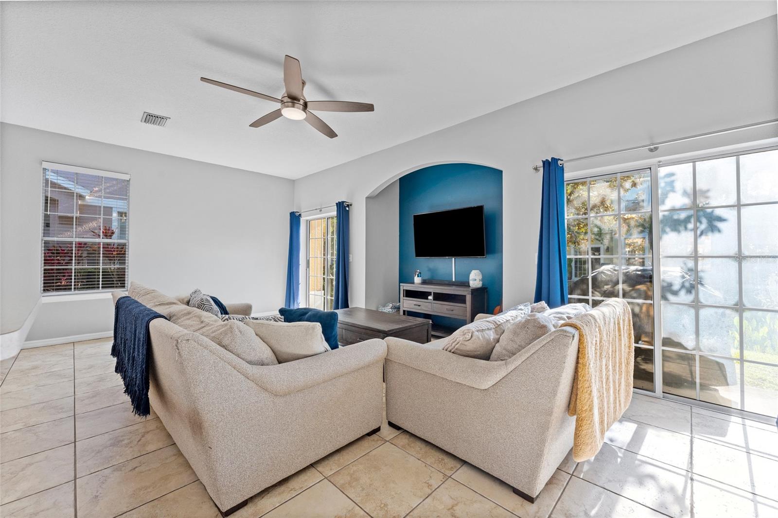 BAY BREEZE COVE - Residential