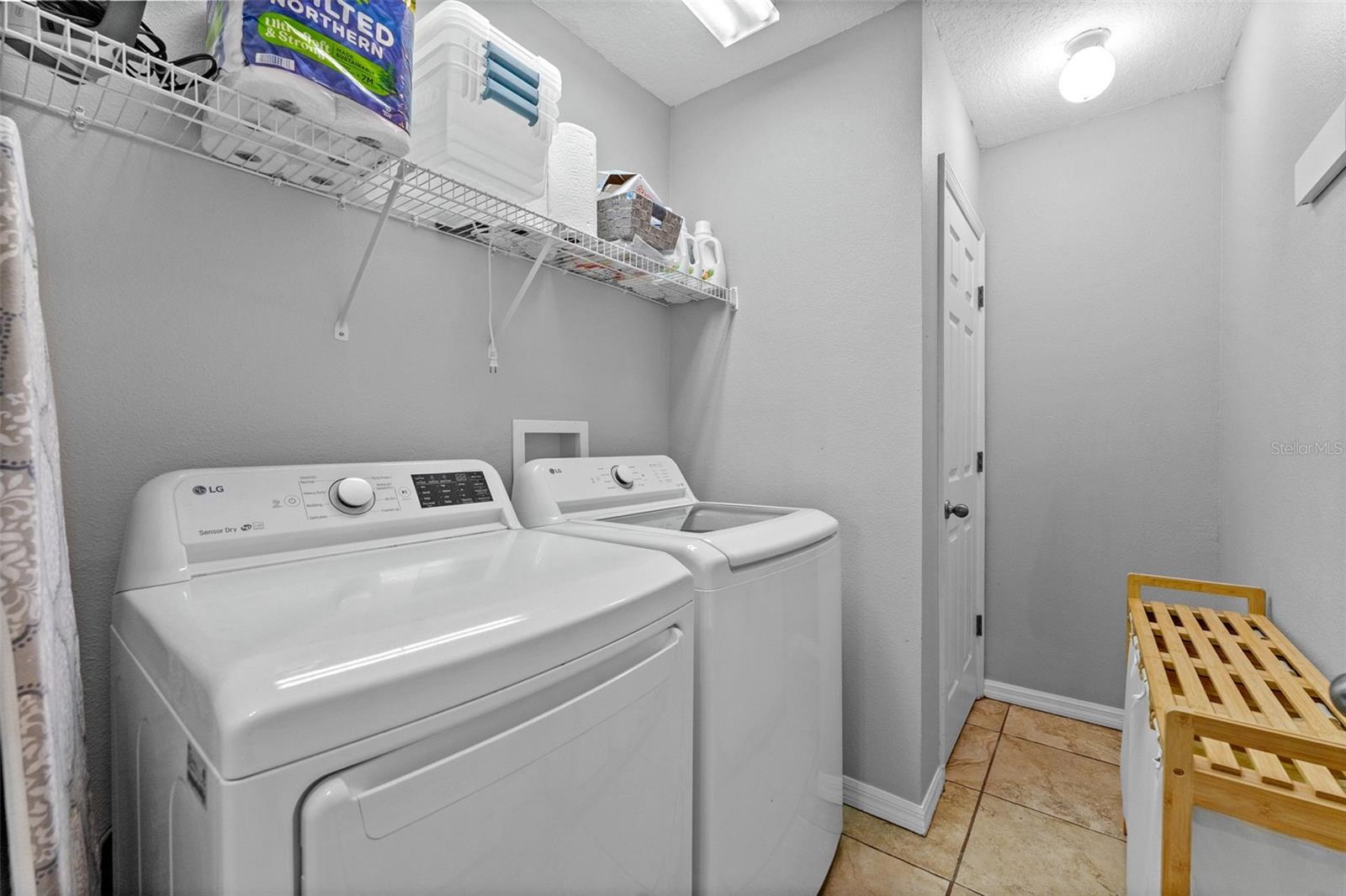 BAY BREEZE COVE - Residential