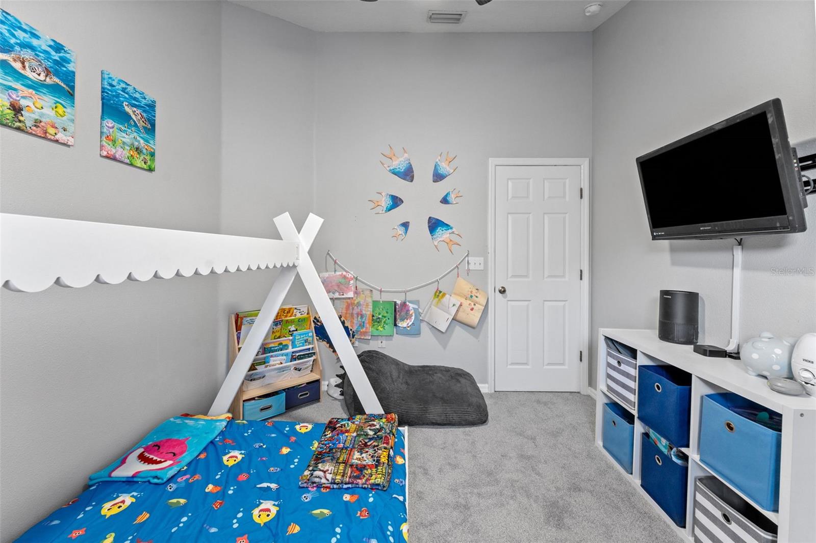 BAY BREEZE COVE - Residential