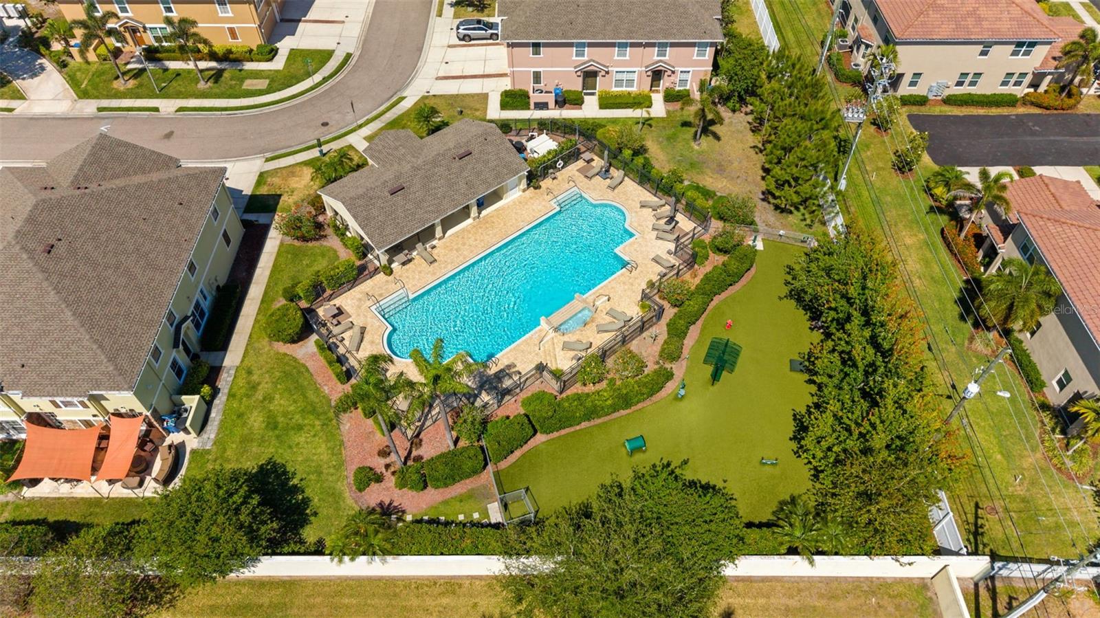 BAY BREEZE COVE - Residential