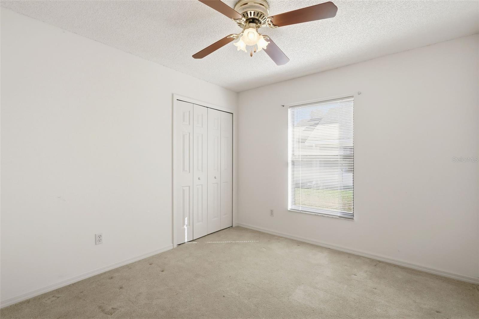 TWIN LAKES AT DELTONA UNIT 01 - Residential