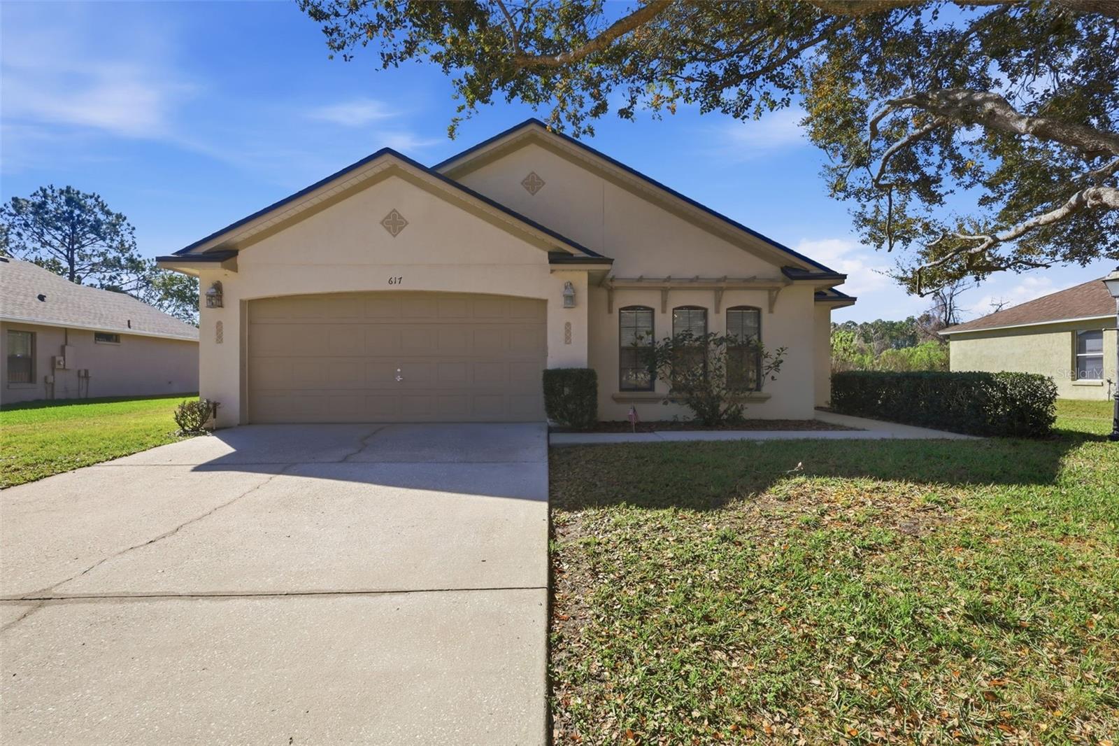 TWIN LAKES AT DELTONA UNIT 01 - Residential