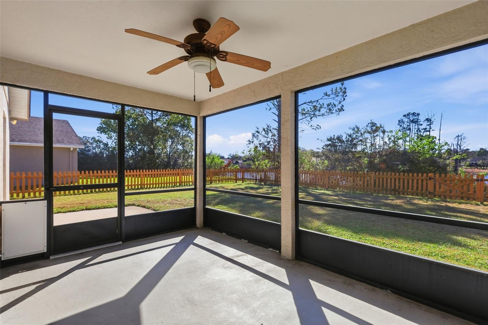 TWIN LAKES AT DELTONA UNIT 01 - Residential