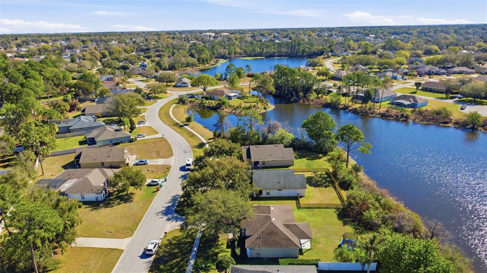 TWIN LAKES AT DELTONA UNIT 01 - Residential
