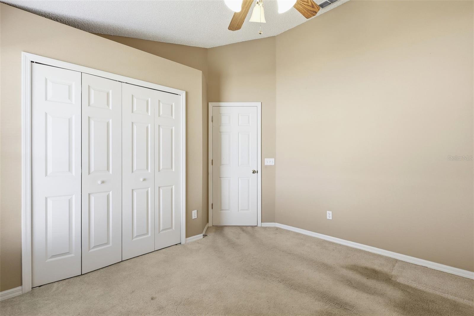 TWIN LAKES AT DELTONA UNIT 01 - Residential