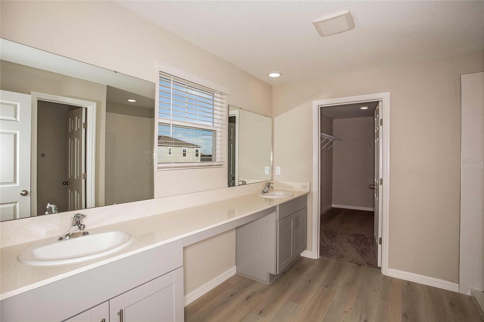 LAWSON DUNES - Residential