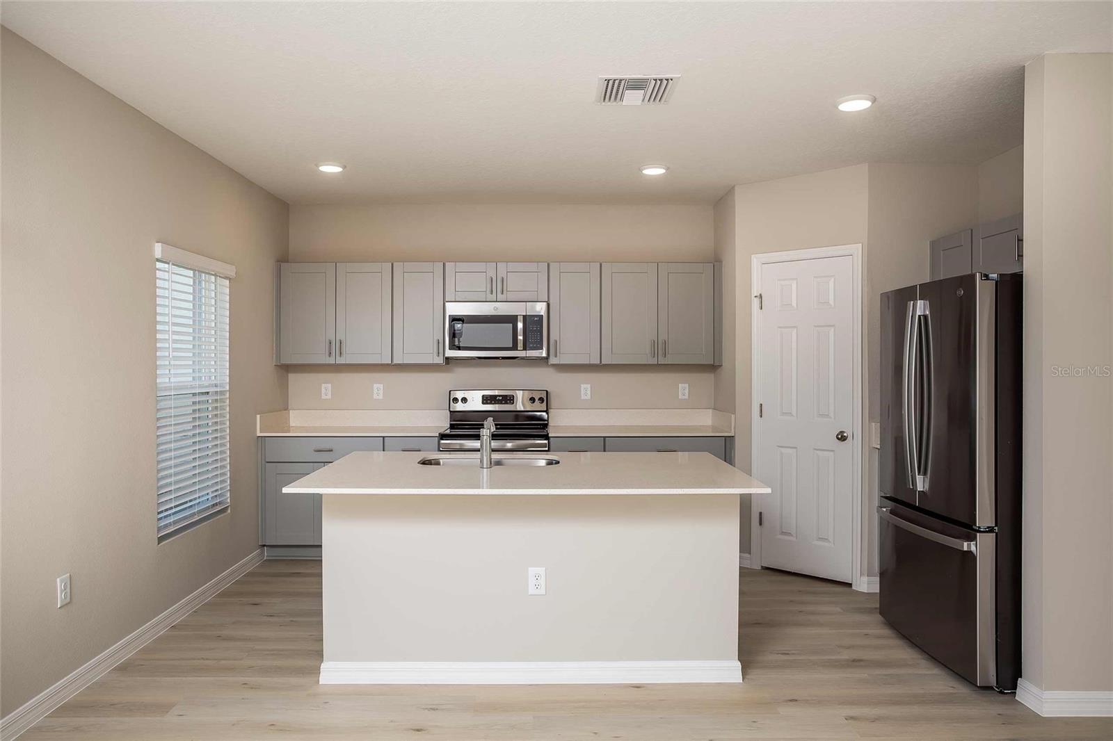 LAWSON DUNES - Residential
