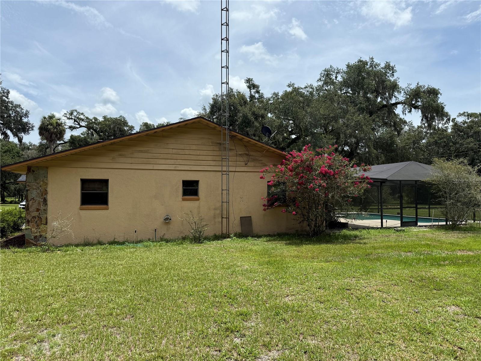 SUMTER GARDENS 07 - Residential