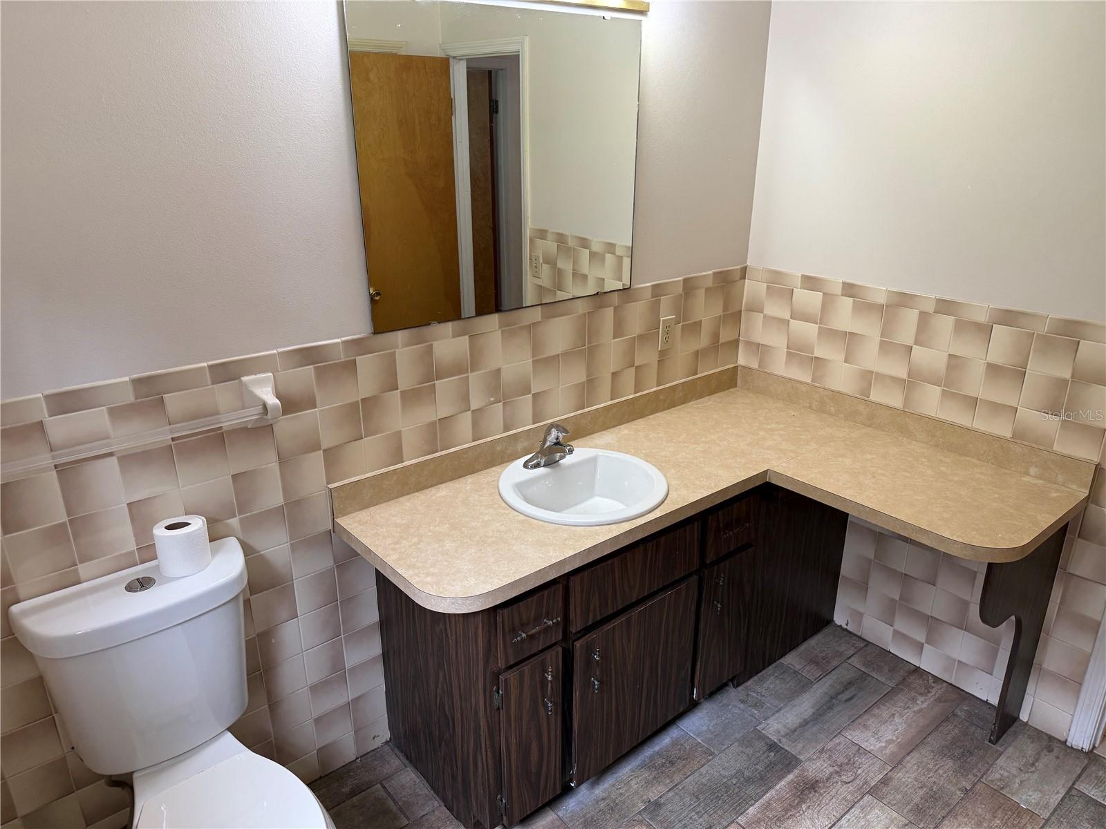 SUMTER GARDENS 07 - Residential