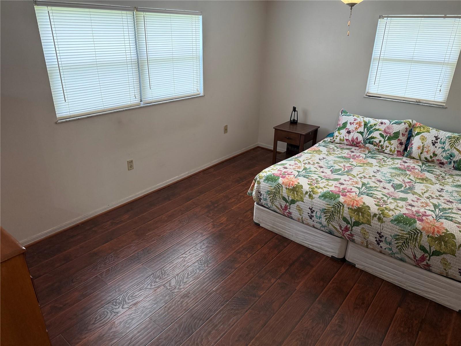 SUMTER GARDENS 07 - Residential