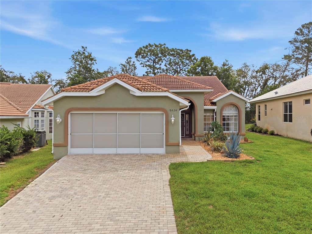 Photo of 9474 W Mississippi Run, Weeki Wachee, FL 34613 (MLS # W7886346)