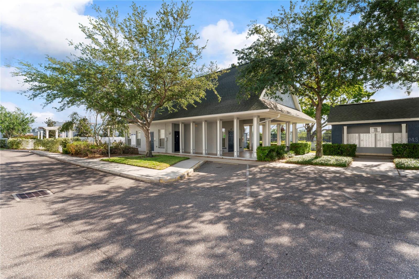 4513 BAY SPRING COURT