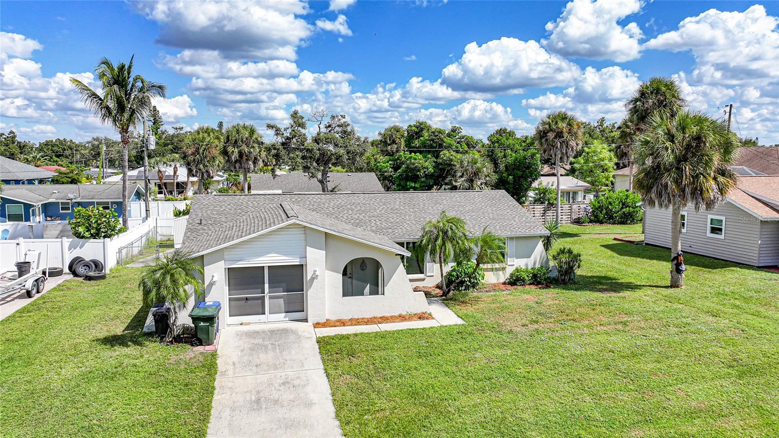 1004 - SOUTH VENICE UNIT 18 - Residential