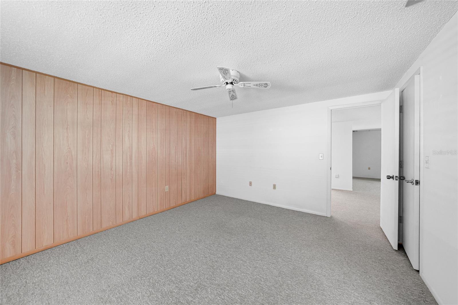1004 - SOUTH VENICE UNIT 18 - Residential
