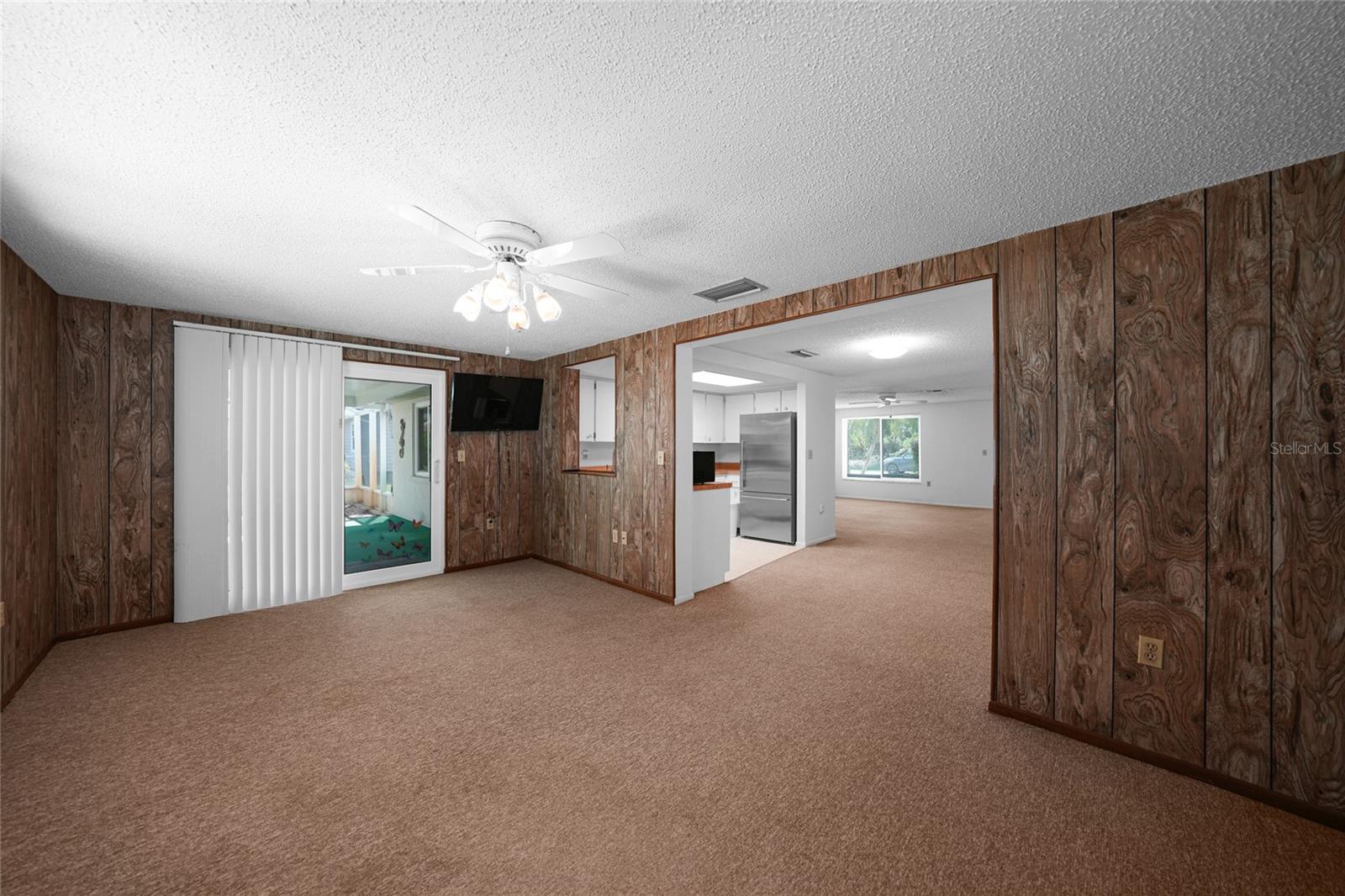1004 - SOUTH VENICE UNIT 18 - Residential