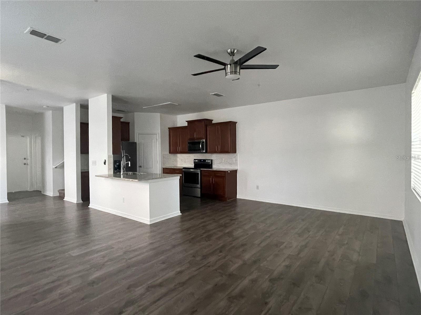 3408 SENECA CLUB LOOP C