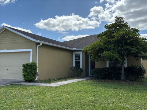 Photo of 1787 Sereno Drive, Davenport, FL 33896 (MLS # O6398918)