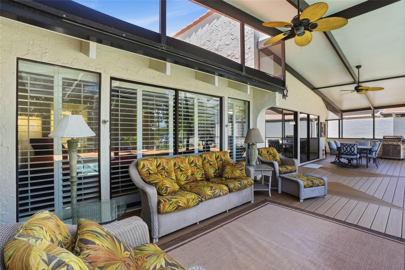 EMERALD POINTE VILLAS PH 02 - Residential