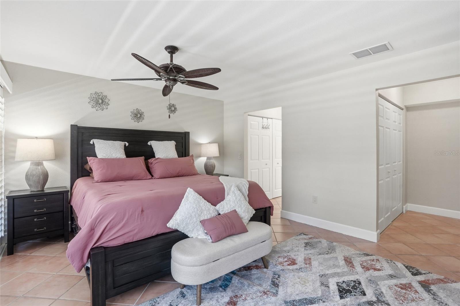 EMERALD POINTE VILLAS PH 02 - Residential