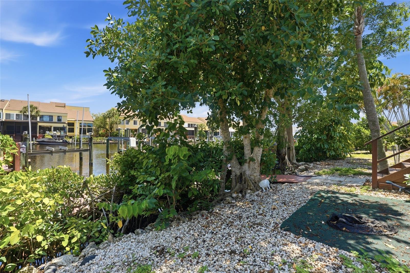 EMERALD POINTE VILLAS PH 02 - Residential
