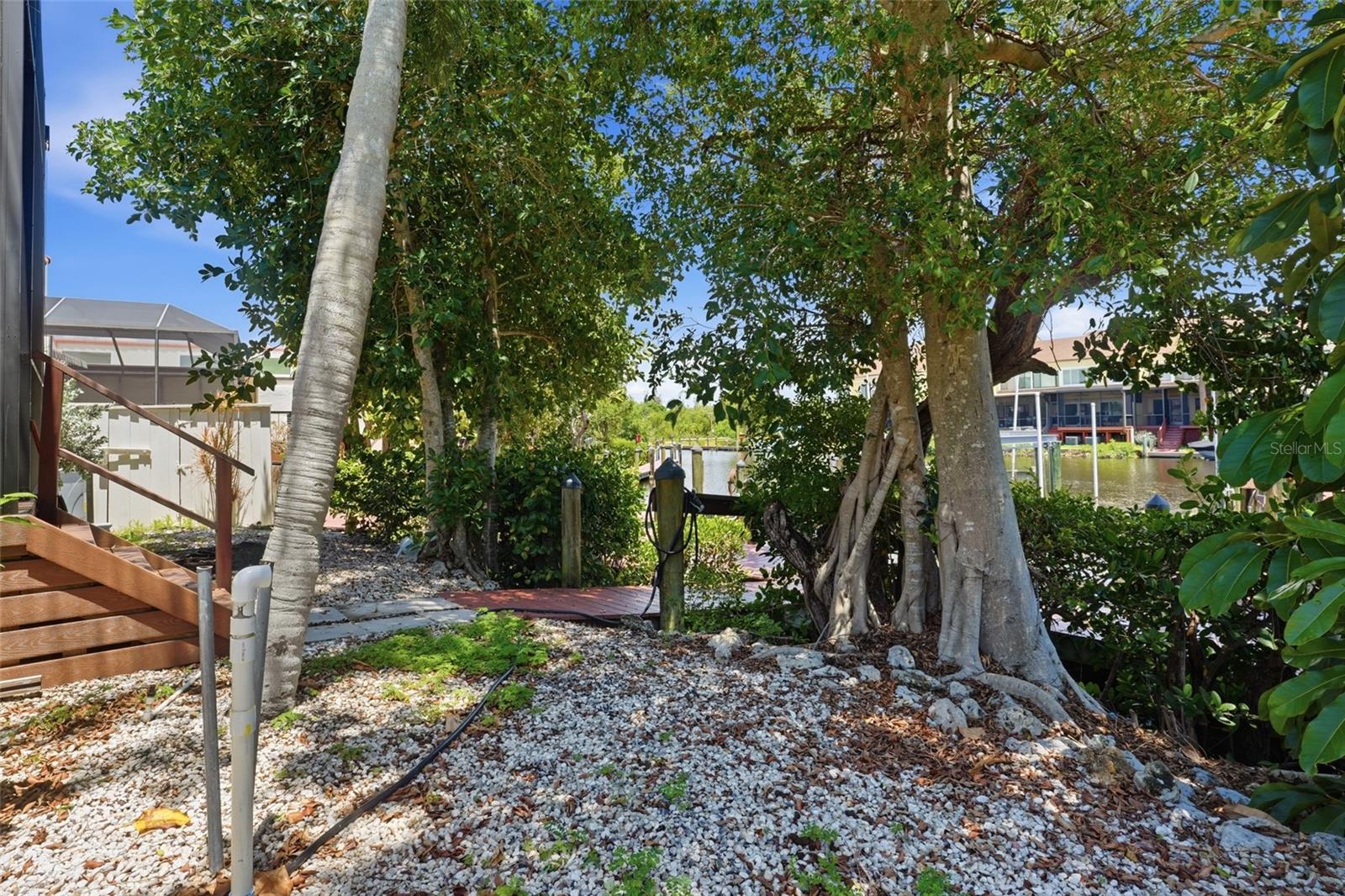 EMERALD POINTE VILLAS PH 02 - Residential