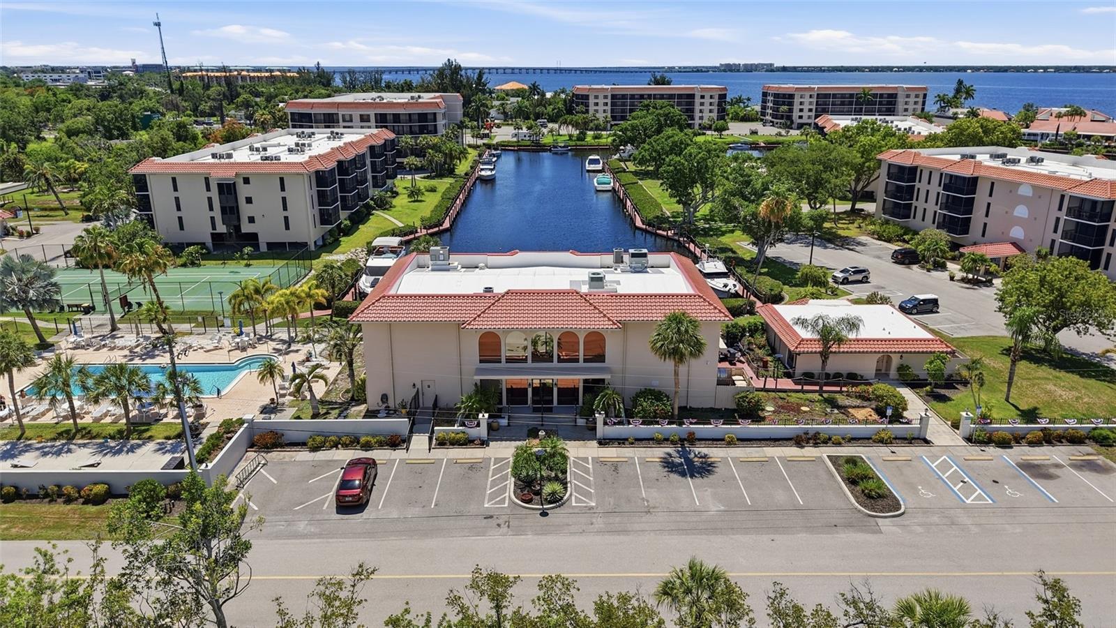 EMERALD POINTE VILLAS PH 02 - Residential