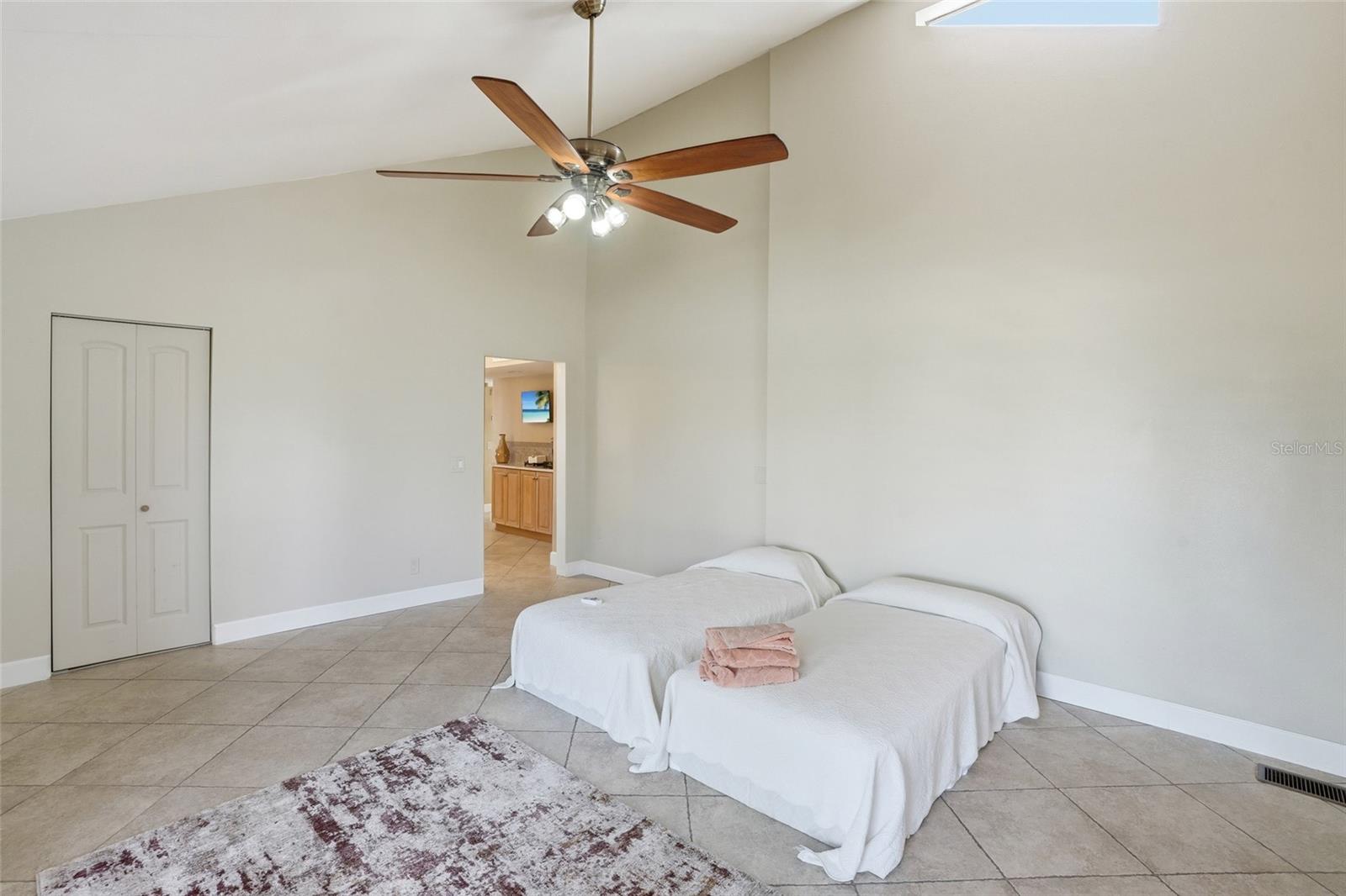 EMERALD POINTE VILLAS PH 02 - Residential