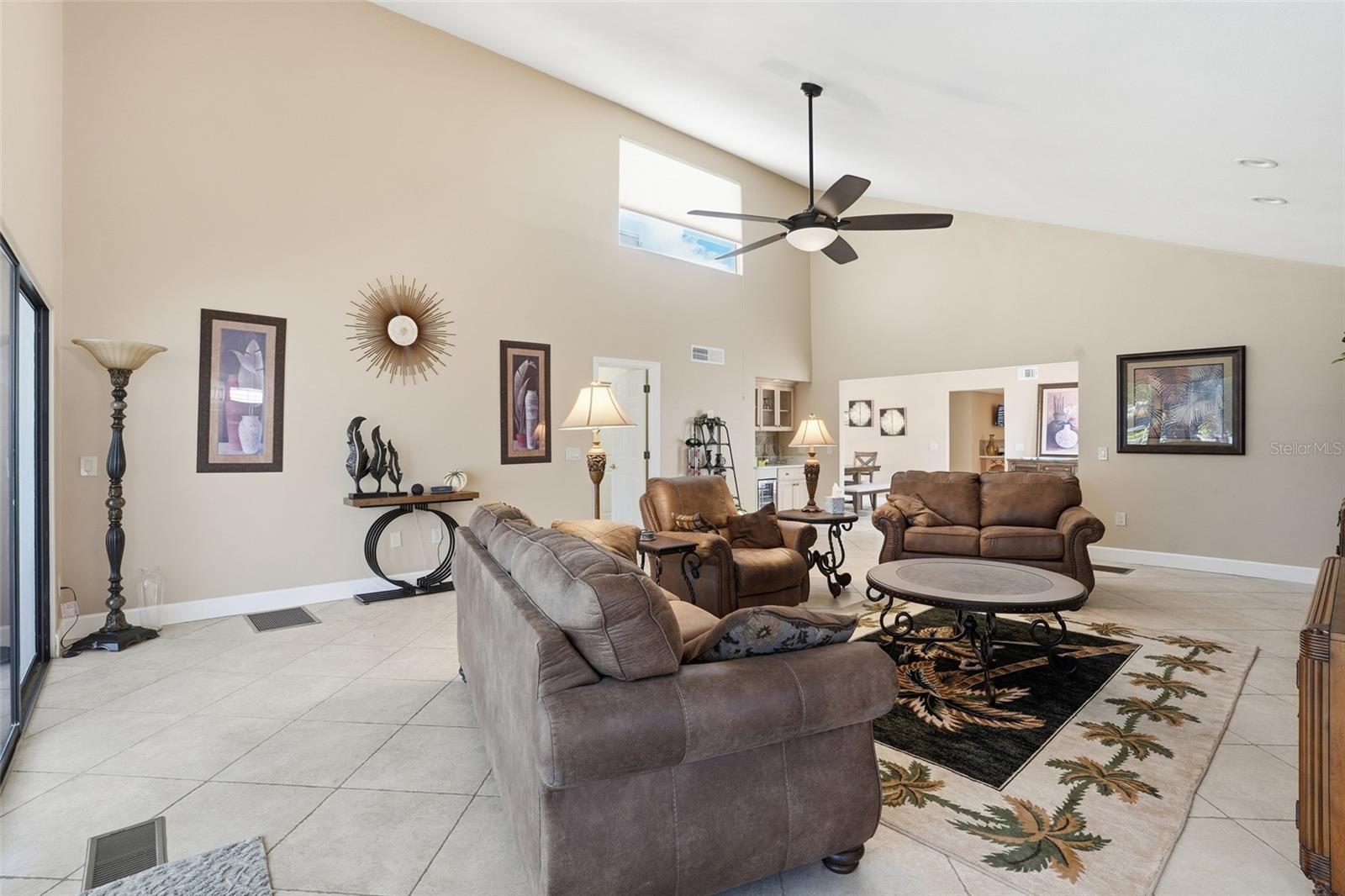EMERALD POINTE VILLAS PH 02 - Residential