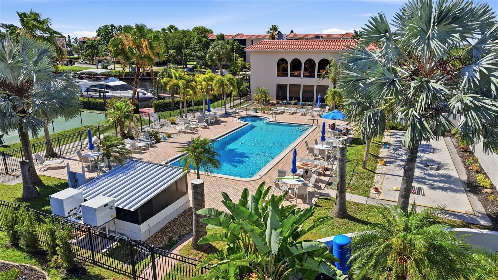 EMERALD POINTE VILLAS PH 02 - Residential