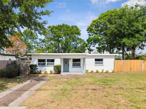 Photo of 713 Thalia Drive, Orlando, FL 32807 (MLS # O6402803)