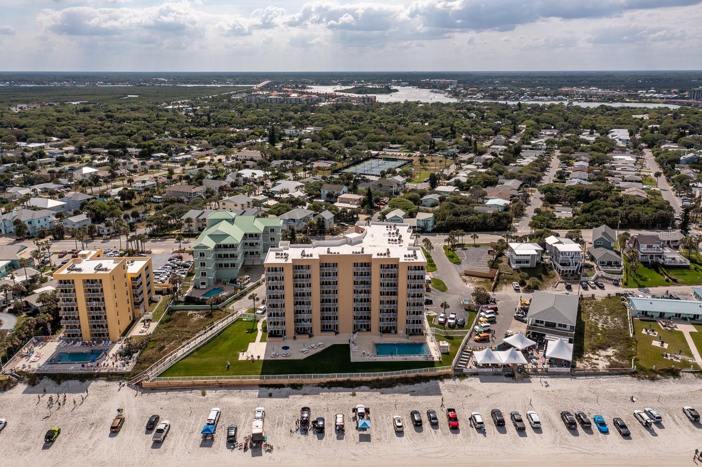 Oceania Plaza Condo - Residential