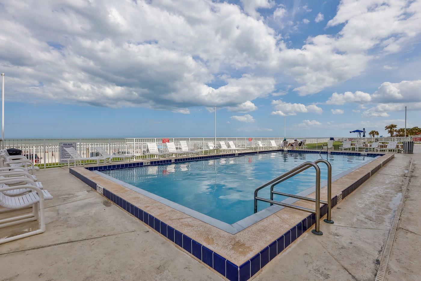 Oceania Plaza Condo - Residential