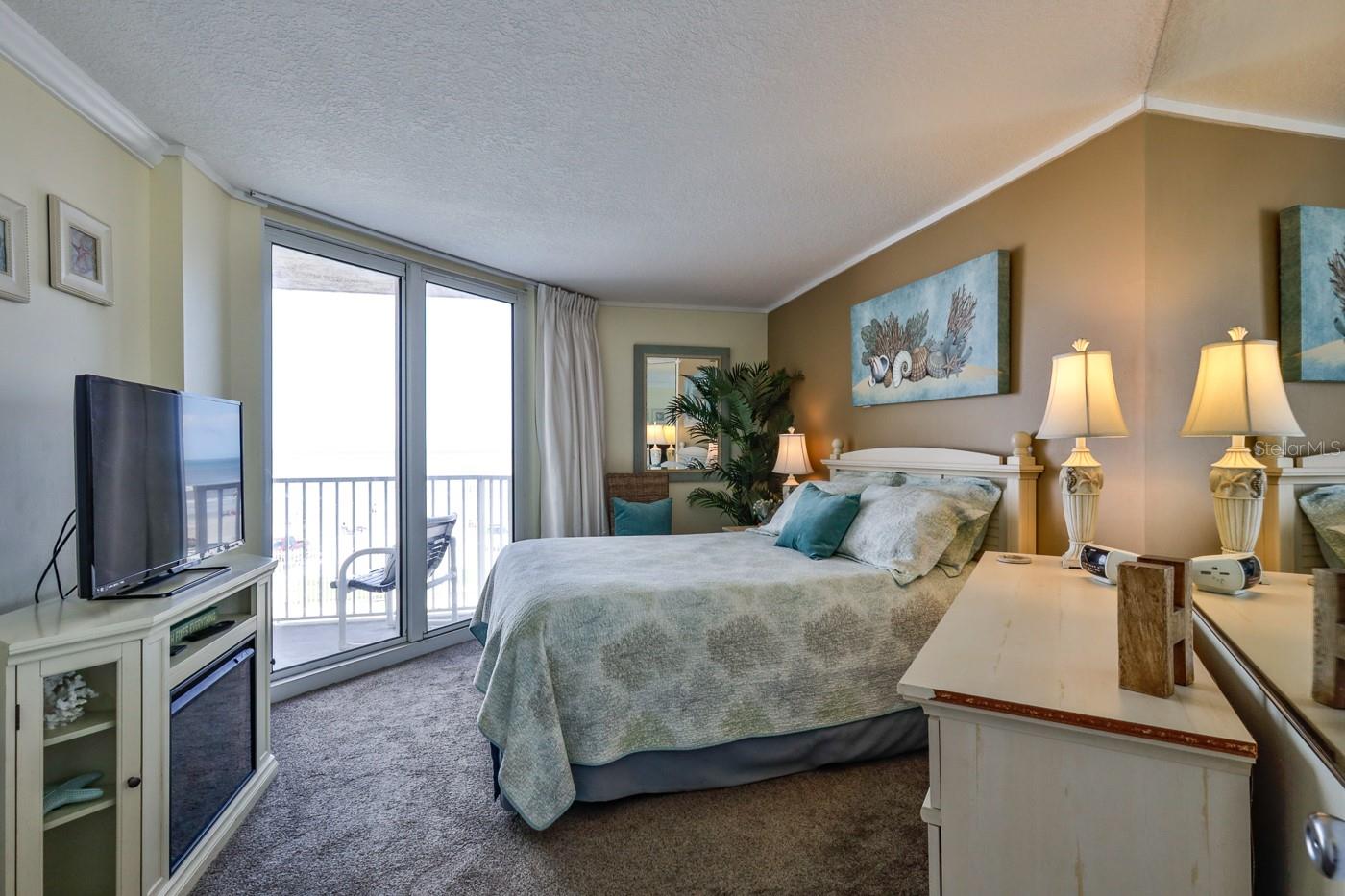 Oceania Plaza Condo - Residential