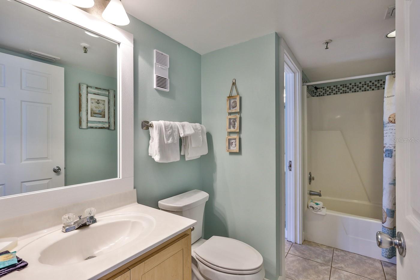 Oceania Plaza Condo - Residential