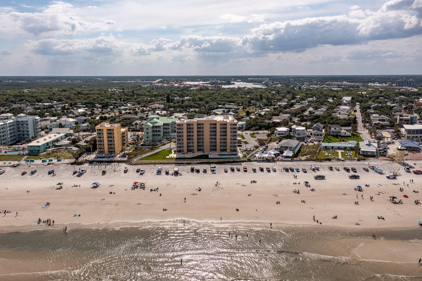 Oceania Plaza Condo - Residential