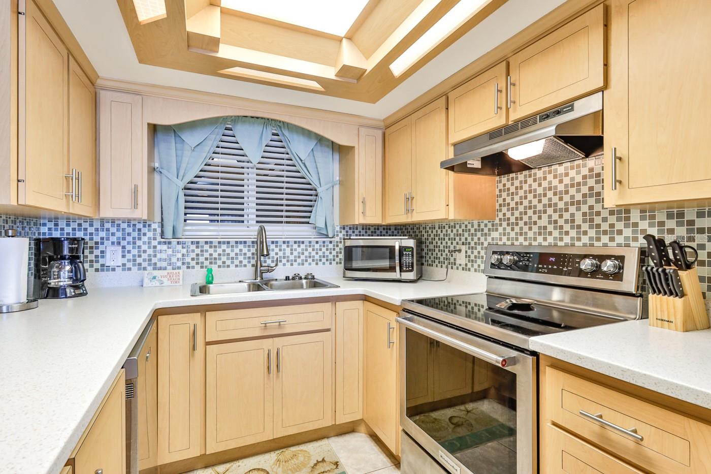 Oceania Plaza Condo - Residential