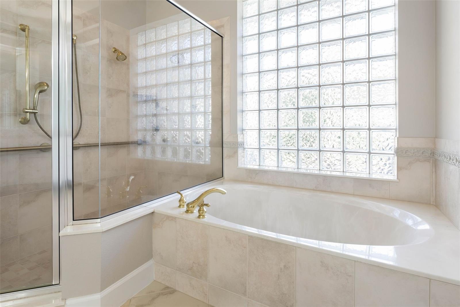 GRAND HAVEN - Residential