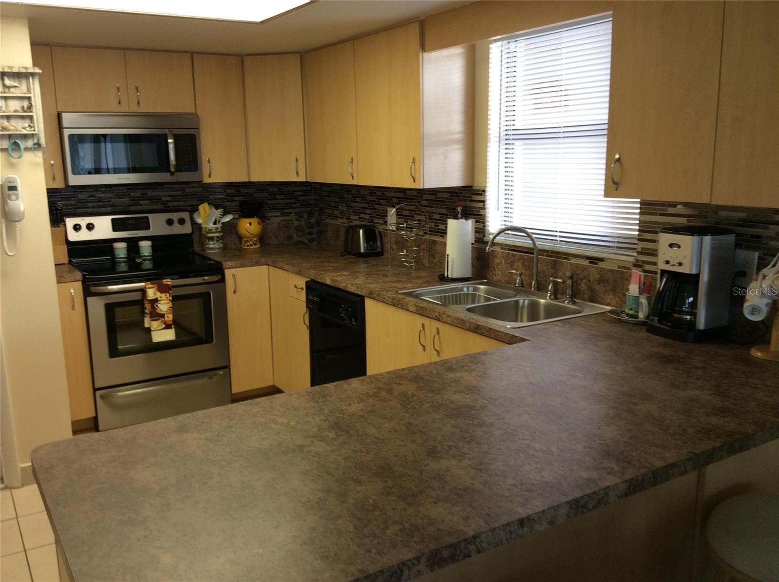 OCEAN REEF VILLAS - Residential Lease