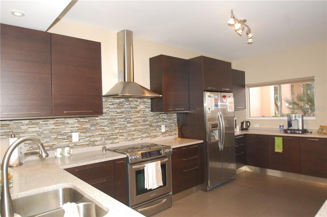 VILLA MIRADA - Residential Lease