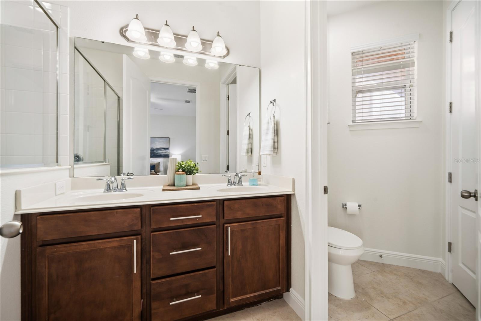 SAVANNAH PARK - Residential Lease