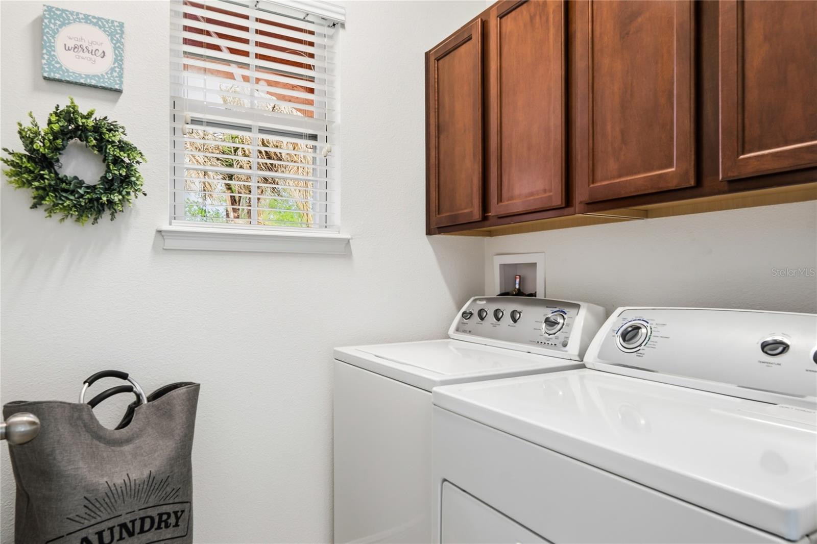 SAVANNAH PARK - Residential Lease