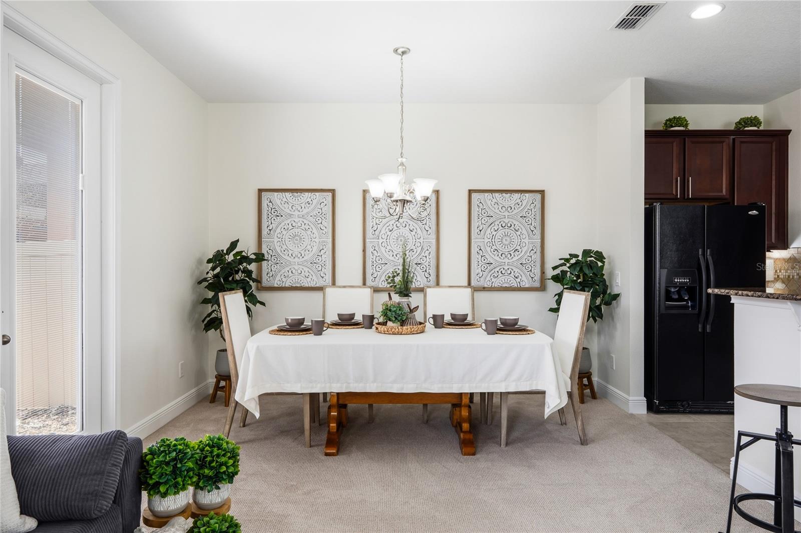 SAVANNAH PARK - Residential Lease