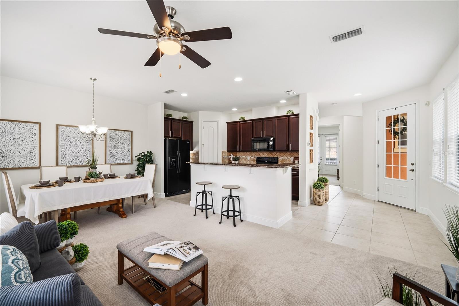 SAVANNAH PARK - Residential Lease