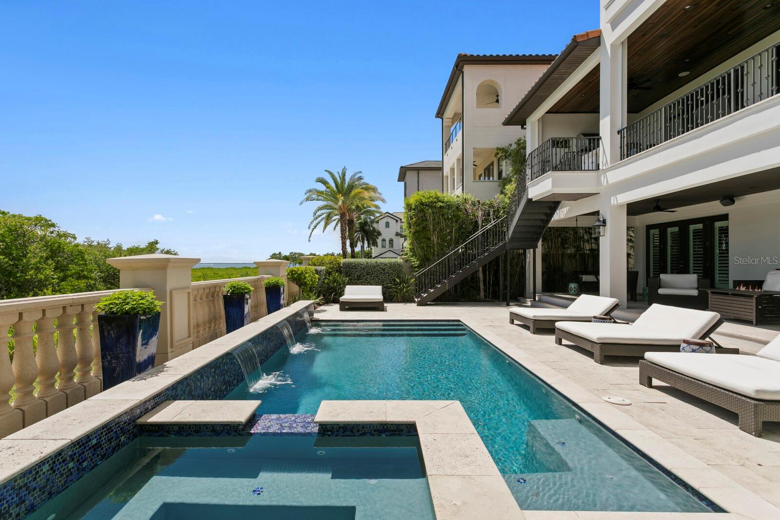 4910 CARRANZA COURT
