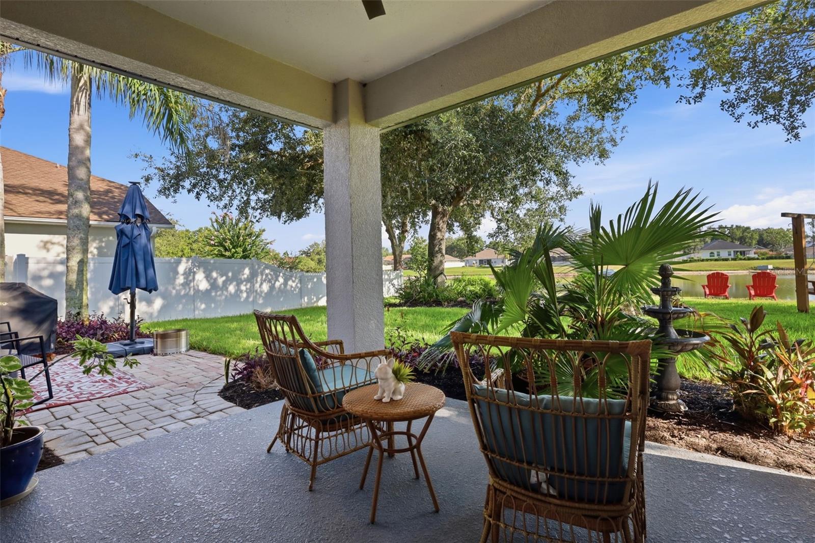 551 WOODFORD DRIVE