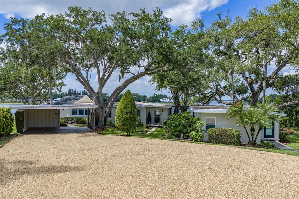 Photo of 1075 Cody Cove Road, Babson Park, FL 33827 (MLS # K4903406)