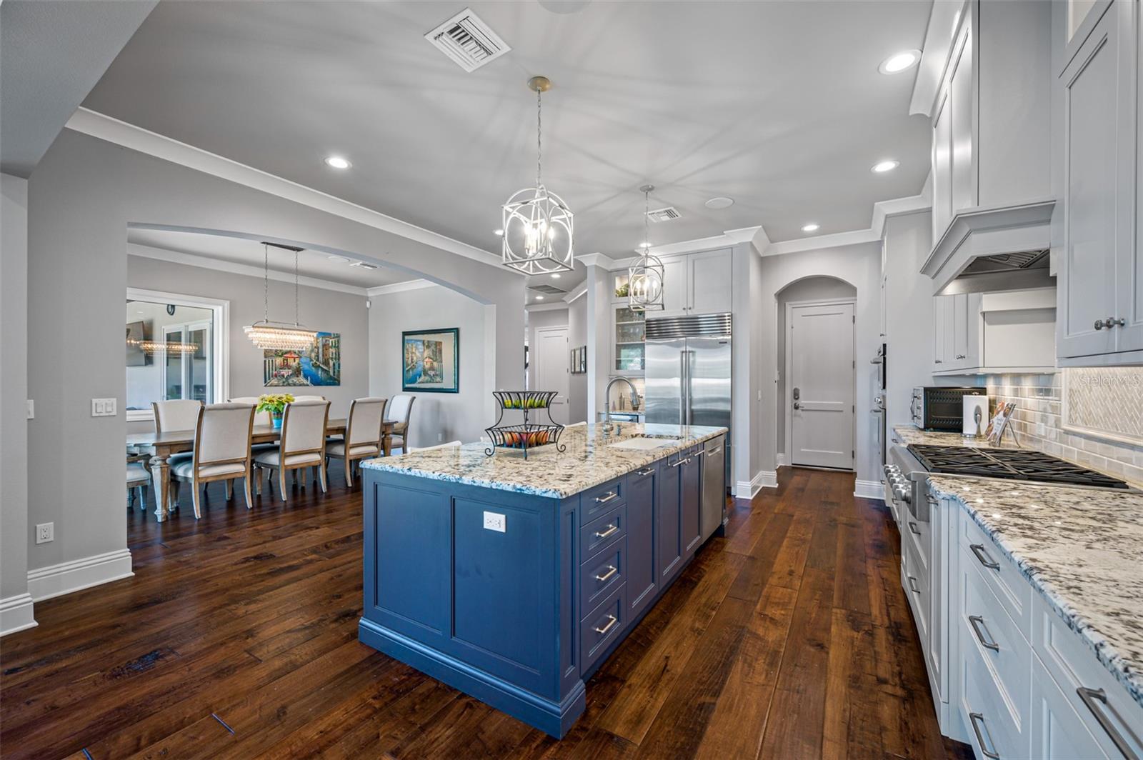 VENETIAN ISLES - Residential