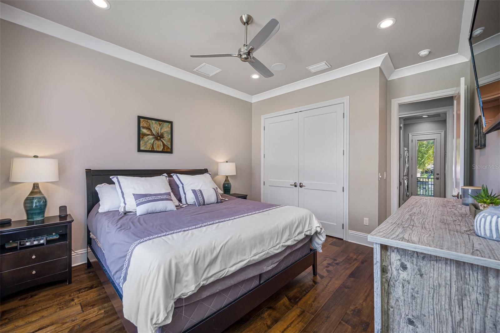 VENETIAN ISLES - Residential